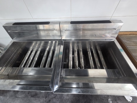 튀김기 청소 전