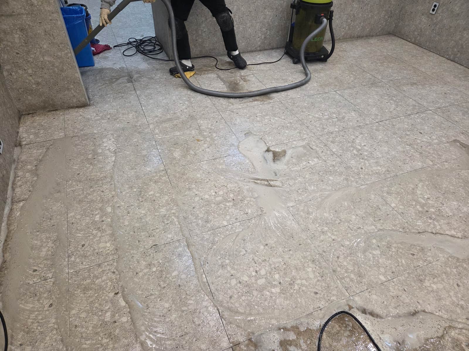 기계 세척 작업 2